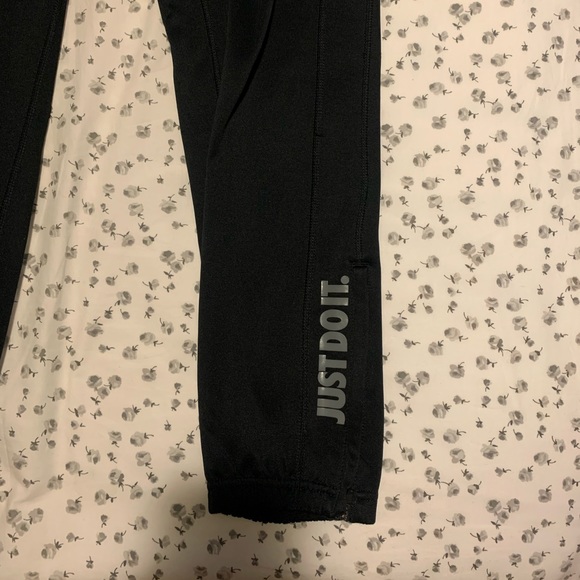Nike Fleece Sweatpants - Picture 2 of 4